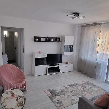 Apartament Central Pe Pietonala Nr2 후네도아라 외부 사진
