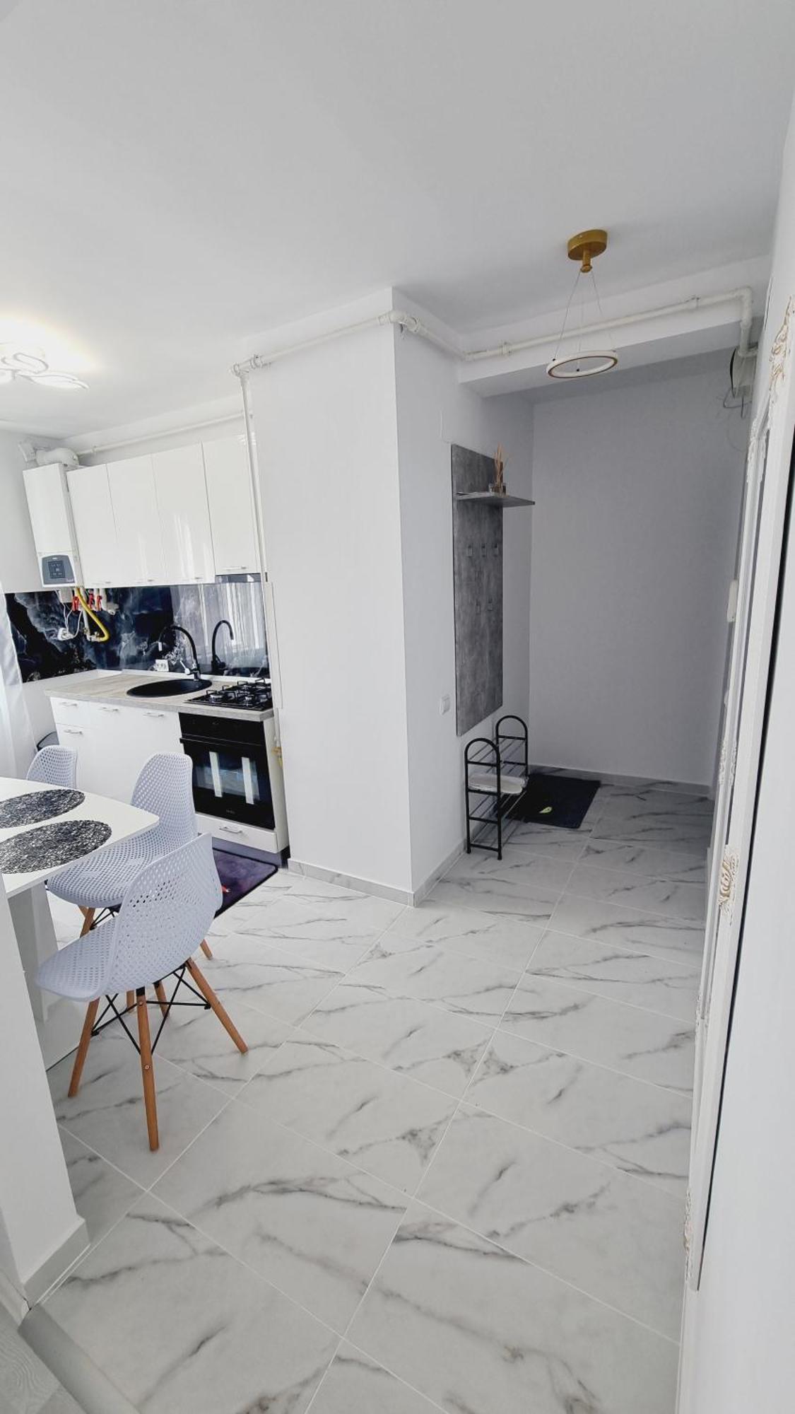 Apartament Central Pe Pietonala Nr2 후네도아라 외부 사진