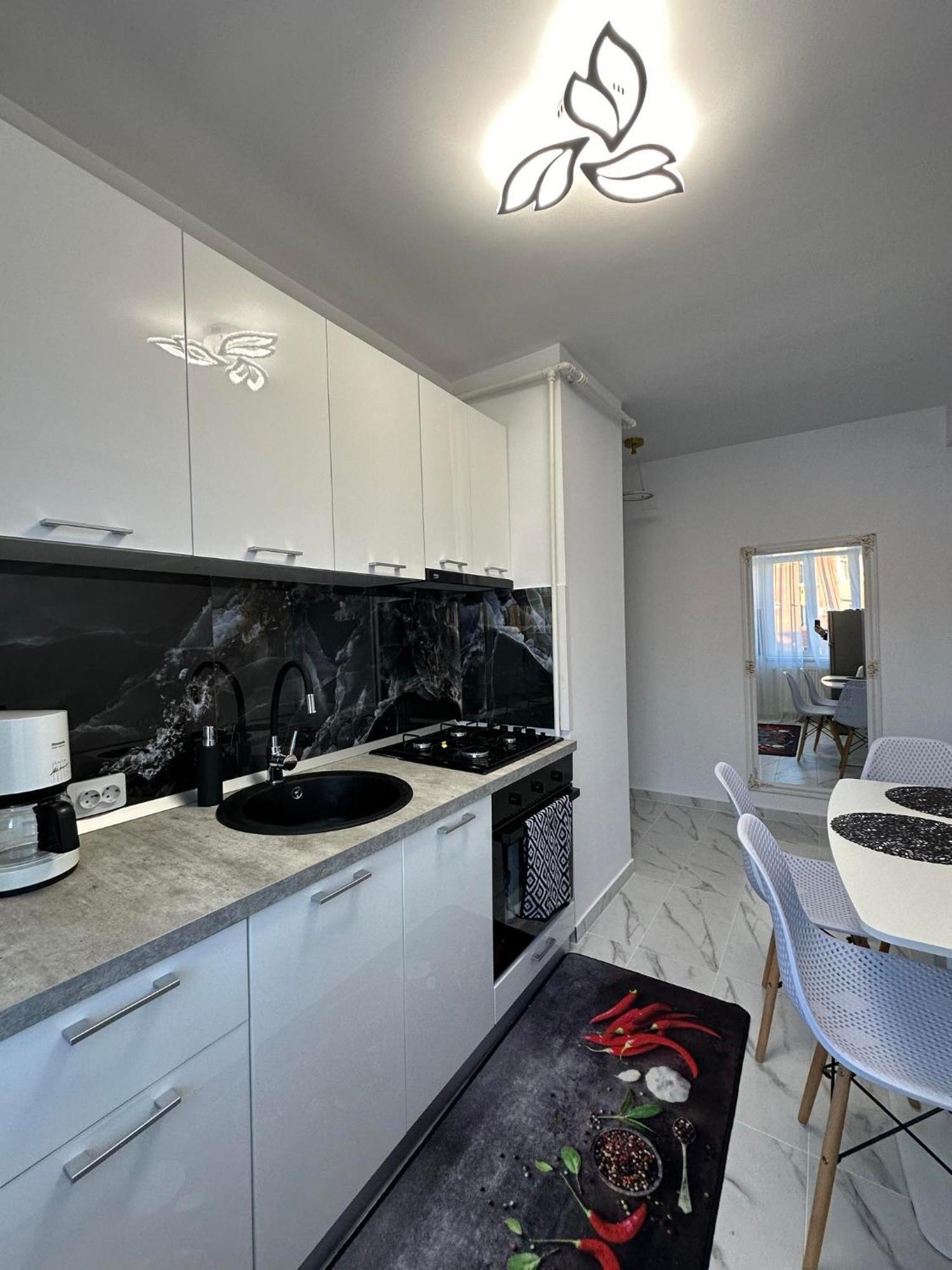 Apartament Central Pe Pietonala Nr2 후네도아라 외부 사진