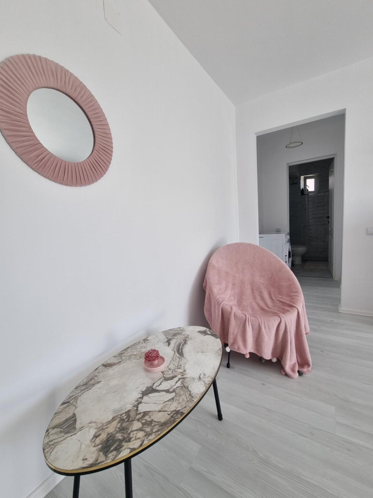 Apartament Central Pe Pietonala Nr2 후네도아라 외부 사진