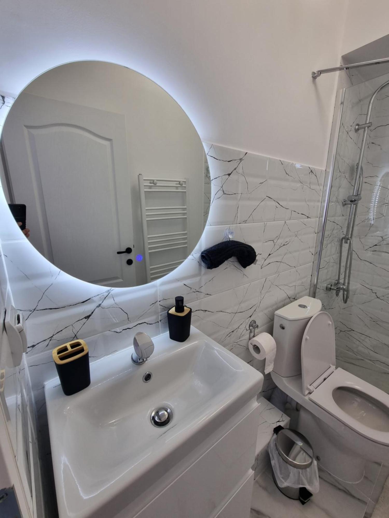 Apartament Central Pe Pietonala Nr2 후네도아라 외부 사진