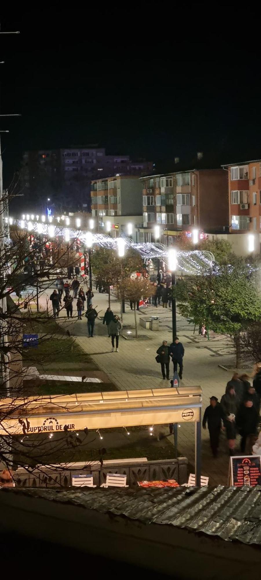 Apartament Central Pe Pietonala Nr2 후네도아라 외부 사진